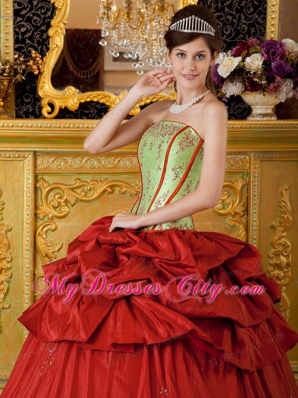 Red and Green Strapless Appliques Taffeta Quinceanera Dress