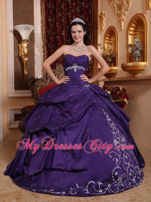 Sweetheart Taffeta Pick Ups Purple Appliques Quinceanera Dresses