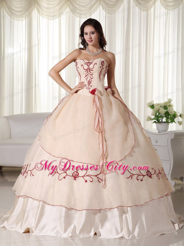 Custom Size Sweetheart Organza Embroidery Quinceanera Dress