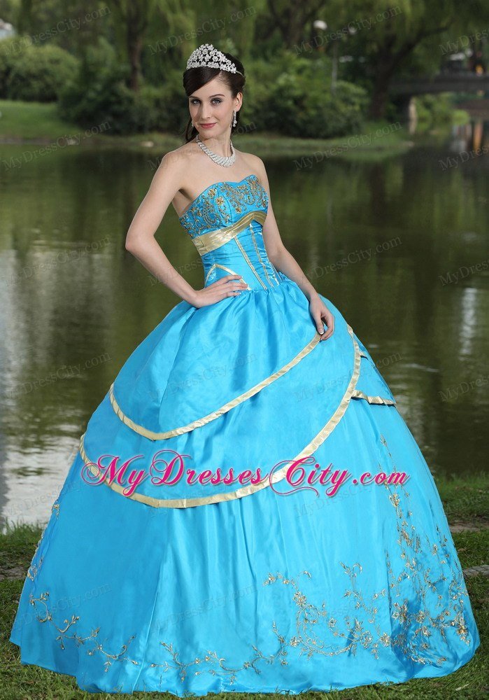 Hot Sale Strapless Embroidery Blue Quinceanera Gowns