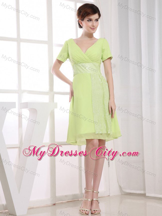 V-neck Chiffon Beaded Knee-length Cocktail Dress with Short Sleeves