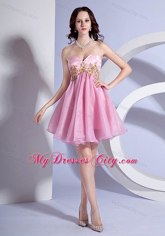 Appliques Sweetheart Neckline Organza Mini-length Pink Cocktail Dress