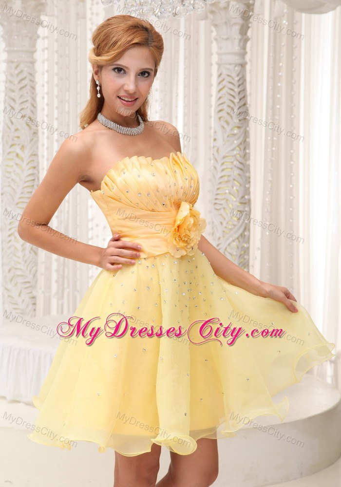 Hand Made Flower Light Yellow Strapless Beaded Short Cocktail Dress