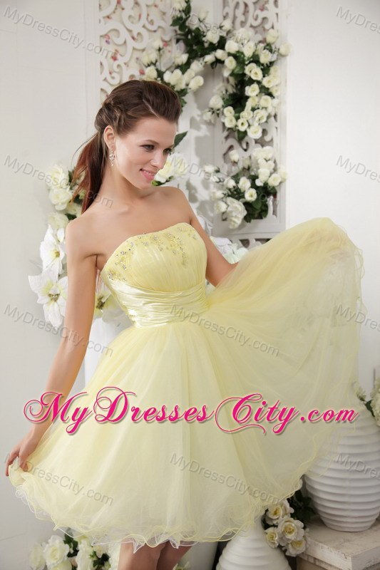 Light Yellow Organza Beaded Ruching Homecoming Cocktail Dresses