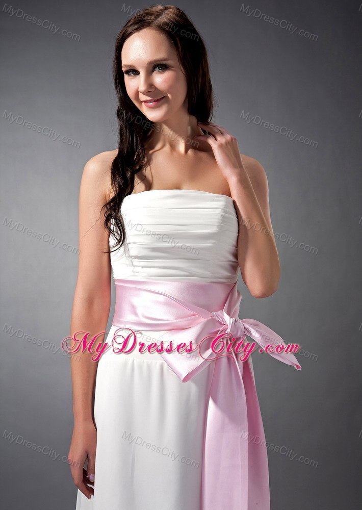 Empire White Strapless Bridesmaid Dama Dresses with Pink Sash