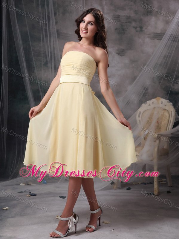 Light Yellow Chiffon Ruched Tea-length Dama Dress with Bowknot Sash