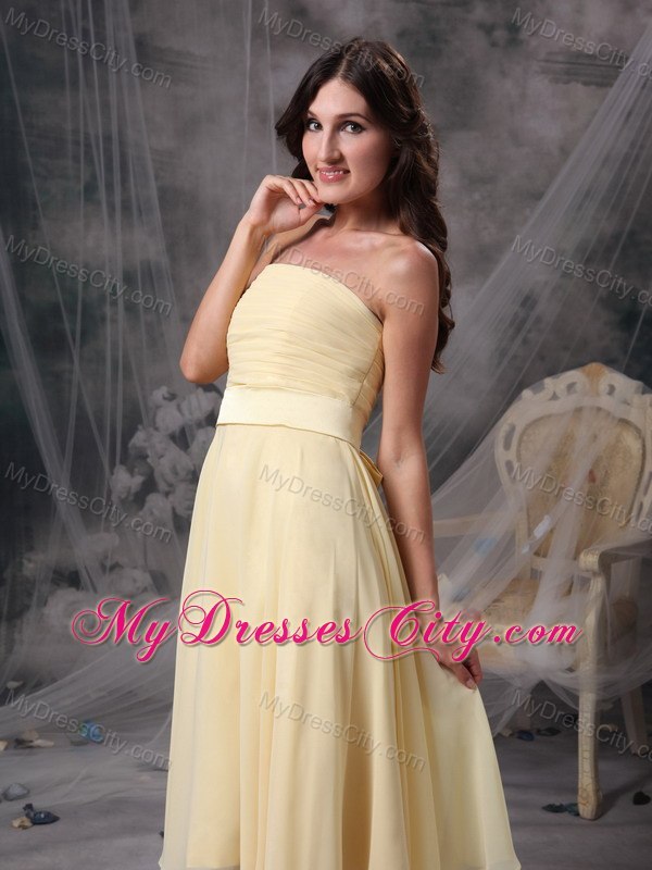 Light Yellow Chiffon Ruched Tea-length Dama Dress with Bowknot Sash