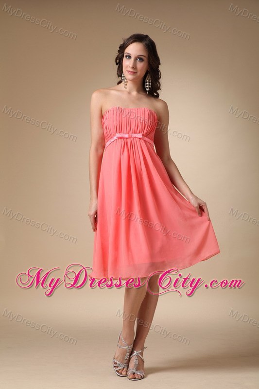 Knee-length Empire Chiffon Ruched Watermelon Quince Dama Dresses