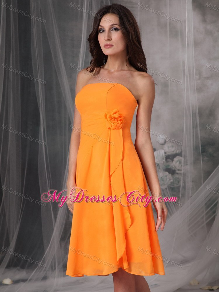 Knee-length Orange Chiffon Flowers Dama Dress for Quinceaneras