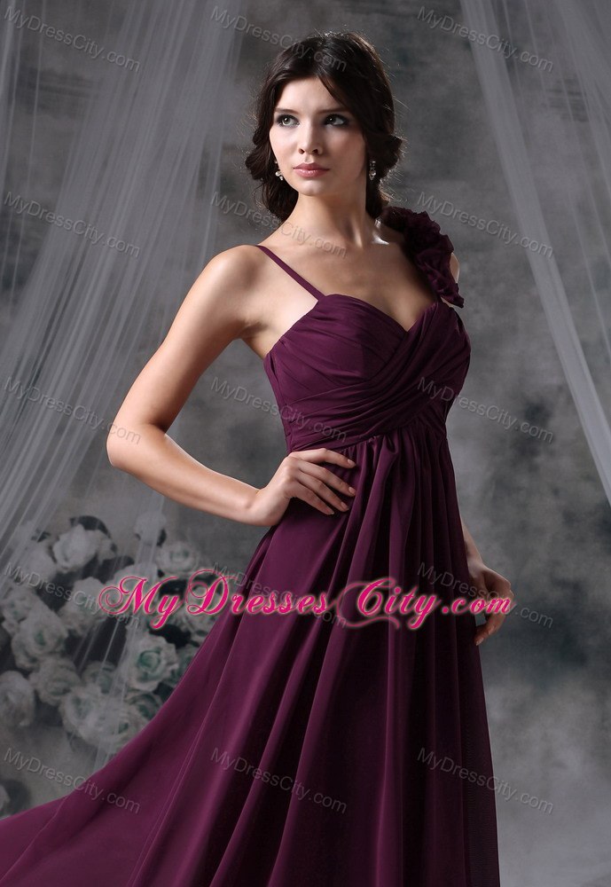 Flowers Ruche and Straps Decorate Dark Purple Homecoming Dress