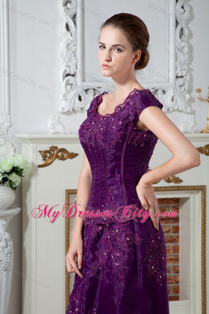 Purple A-line Scoop Appliqued Two-piece Mother Bride Dress