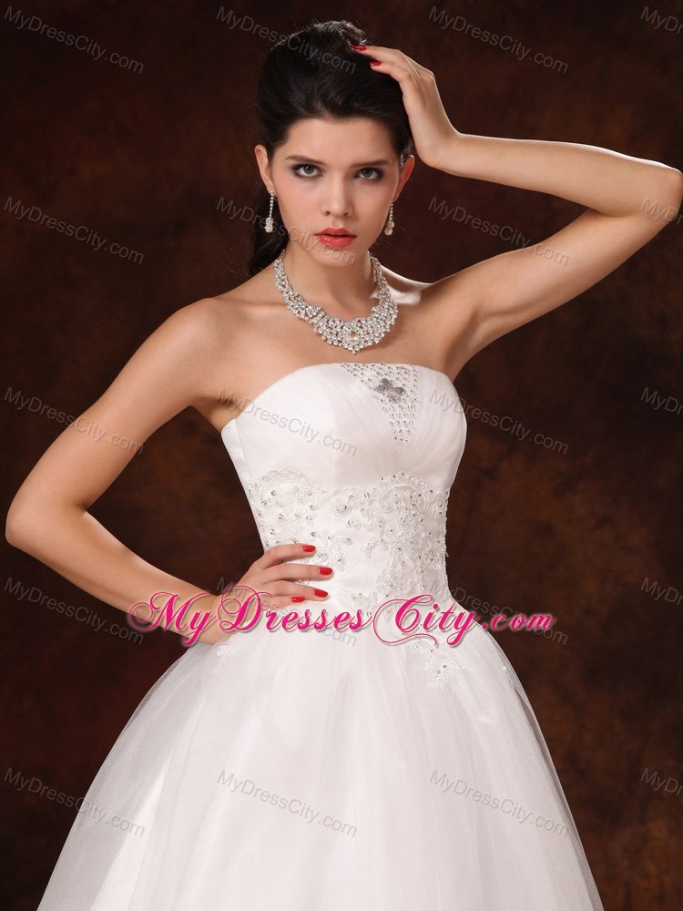 2013 New Arrival Strapless Appliques Beading Wedding Dress for 2013