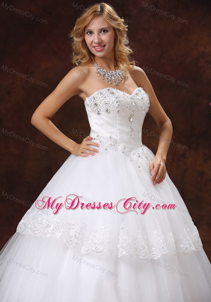 Beaded Sweetheart Neckline Puffy Tulle Ball Gown 2013 Wedding Dress