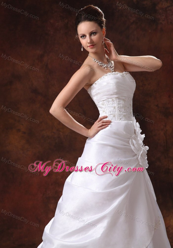 Beautiful A-line Strapless Beading Flower Appliques Wedding Gowns for Hall