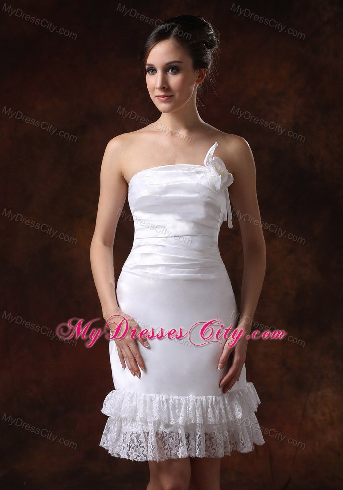 Affordable Strapless Knee-length Column Lace Bridal Dress for Beach