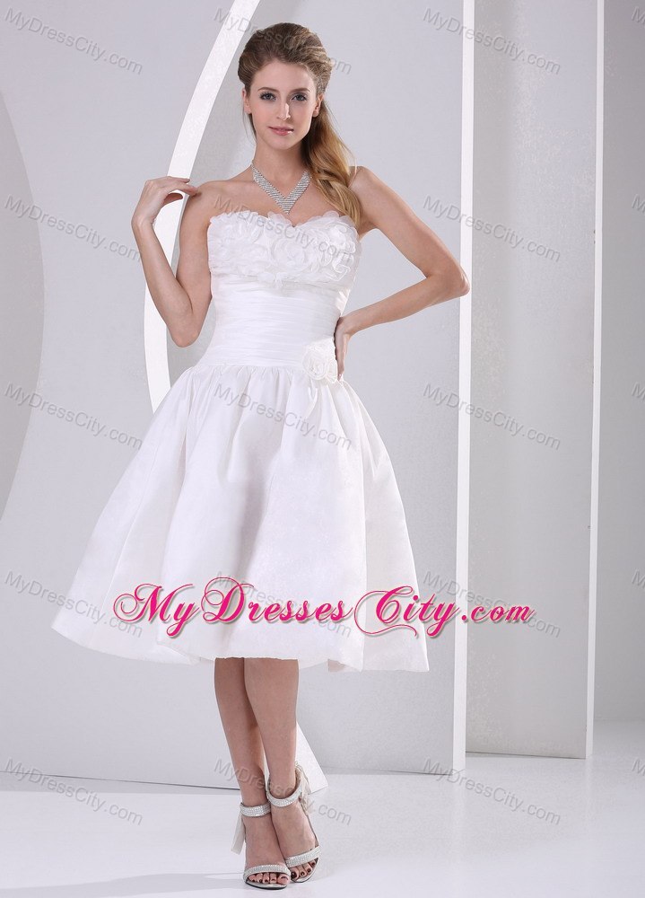 Elegant A-line Strapless Tea-length Flowers Wedding Dress For Hall