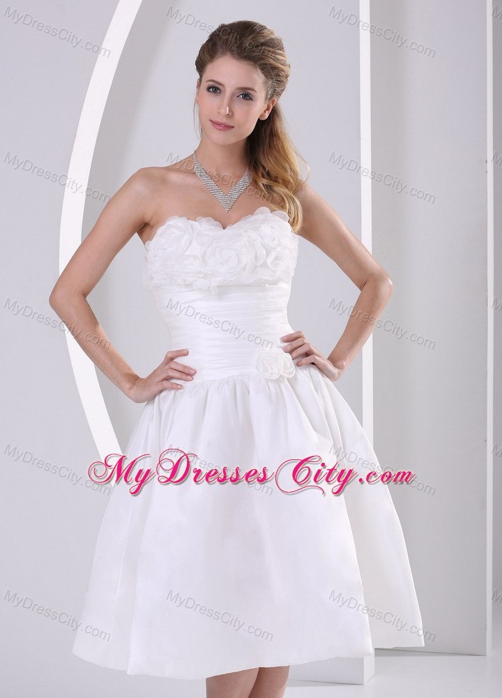 Elegant A-line Strapless Tea-length Flowers Wedding Dress For Hall