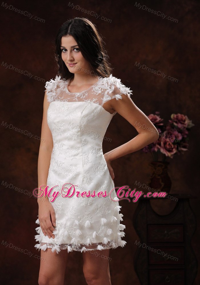 Short Appliques Decorate White Scoop Wedding Bridal Gown 2013 In Style