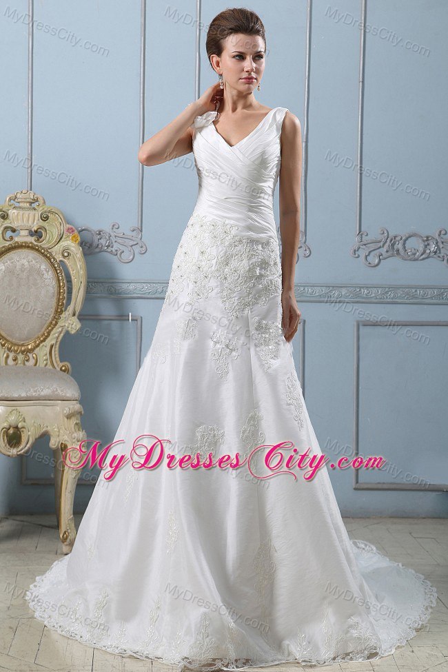 Fashionable V-neck A-line Flowery Lace Wedding Dress With Ruched Bodice