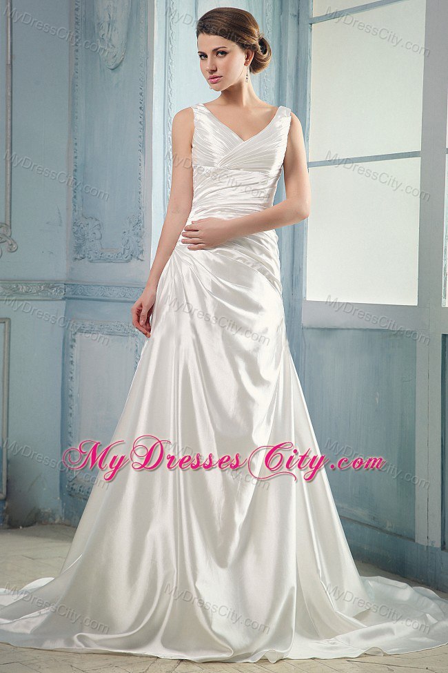 Traditional Long V-neck Ruched Taffeta Court Train Wedding Bridal Gown