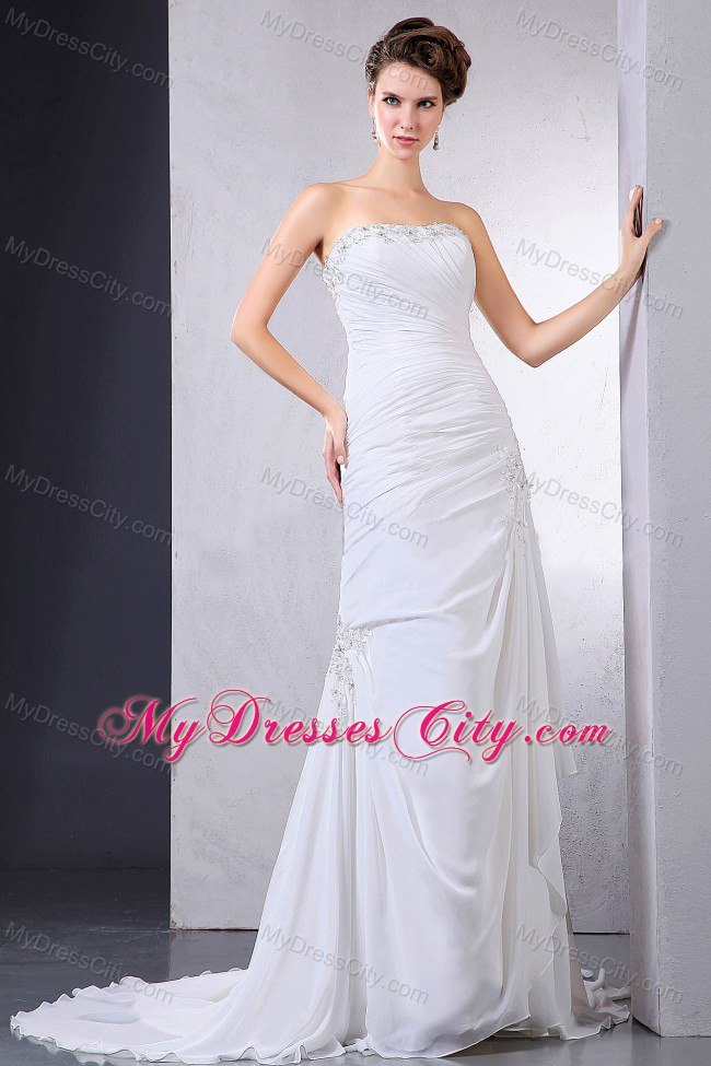 Beautiful Long Appliques and Ruching Strapless Wedding Dress With Train