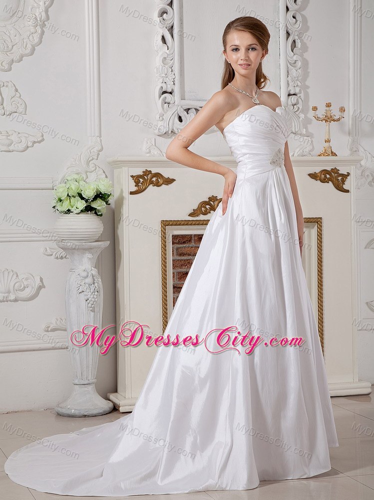 Modern A-line Court Train Appliques Taffeta Sweetheart Wedding Gown