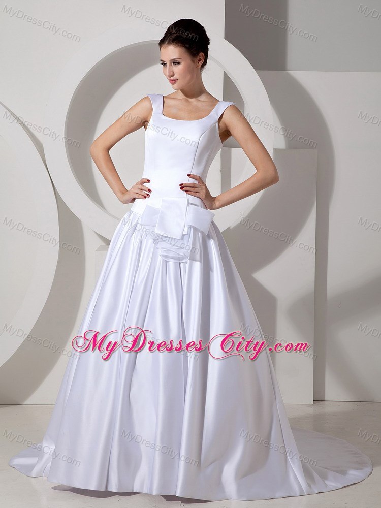 2013 Lovely A-line Scoop Court Train White Wedding Dress with Ribbon