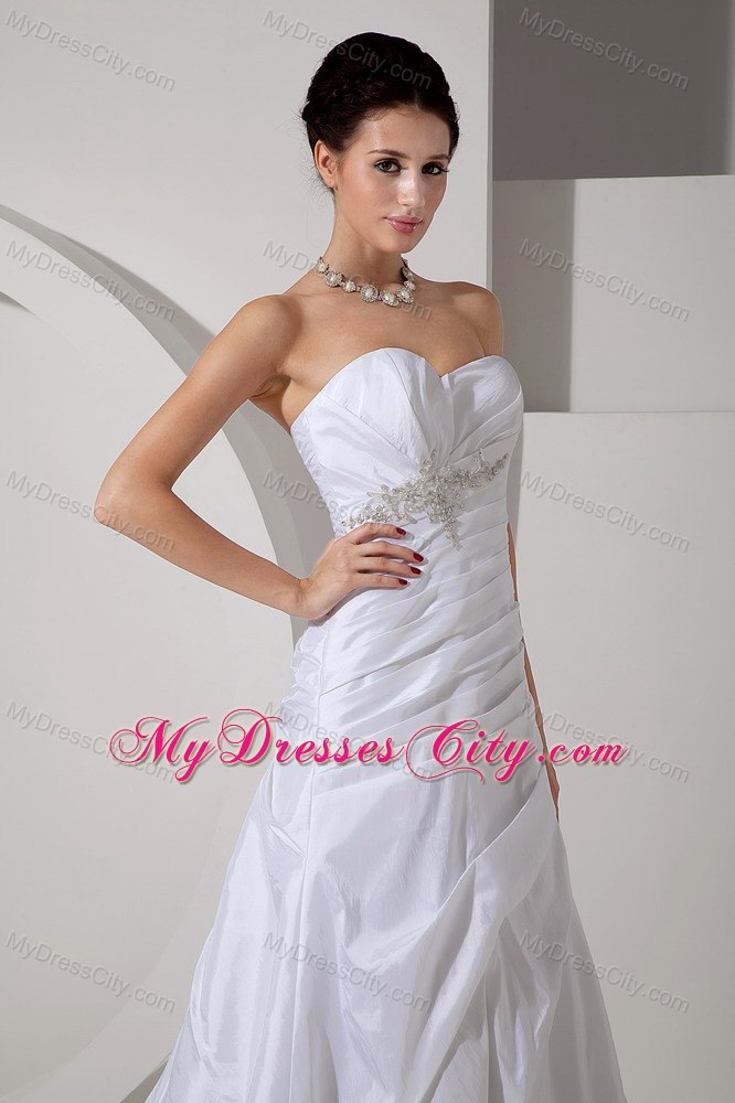 Modern A-line Sweetheart Appliques and Ruches Wedding Dress with Train