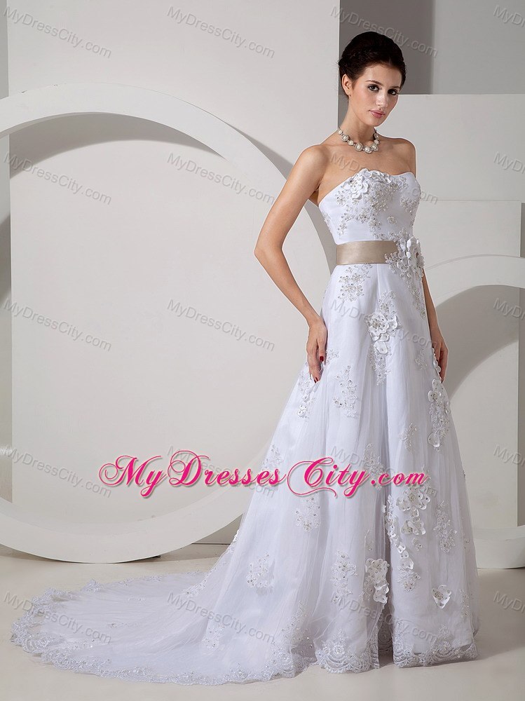 Stylish Long Strapless Slinky Lace Belt Wedding Gown with Court Train