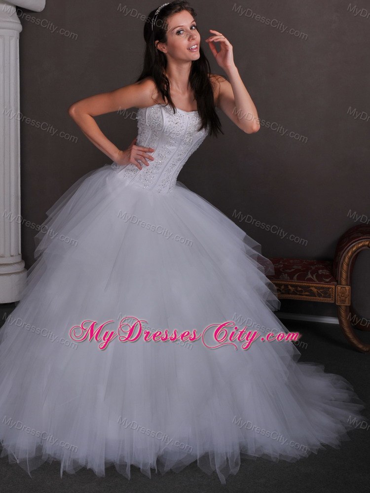 Cheap A-line Strapless Tulle Appliques Wedding Dress with Chapel Train