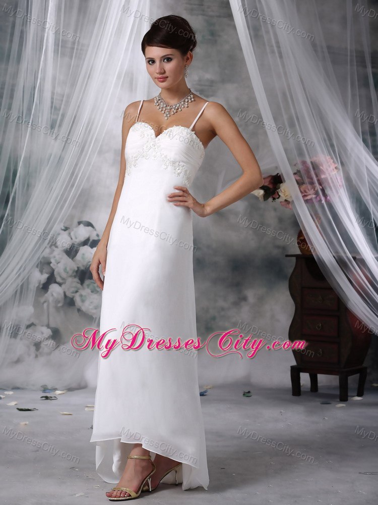 Lovely Floor-length Spaghetti Straps Appliques Wedding Dress Zipper-up