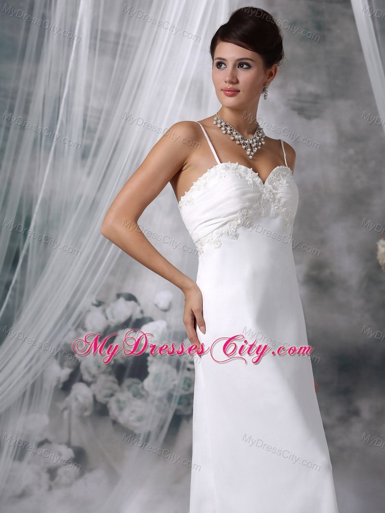 Lovely Floor-length Spaghetti Straps Appliques Wedding Dress Zipper-up