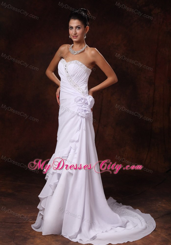 Chiffon Beading Brush Train A-Line Sweetheart Bridal Gowns with Flower