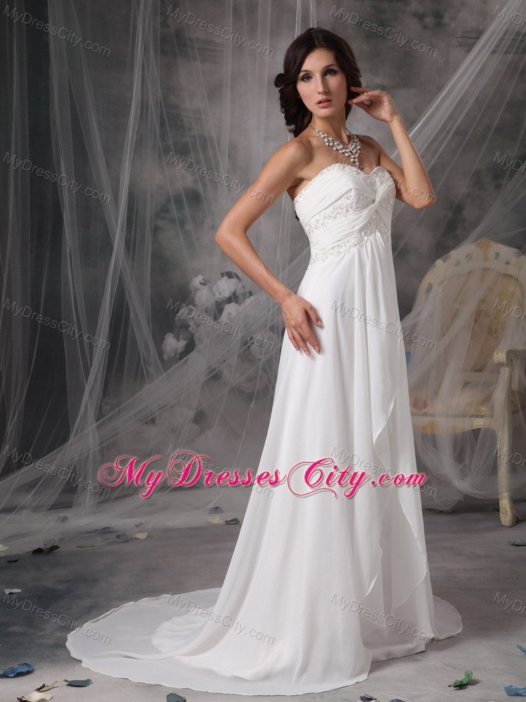 Romantic Empire Sweetheart Court Train Appliques Bridal dress