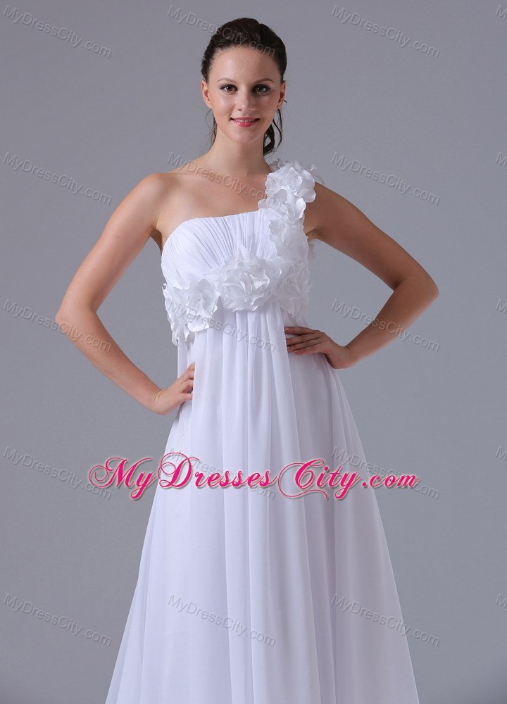 Romantic Wedding Dress with Flower Decorated One Shoulder