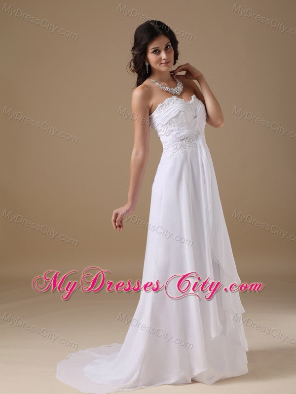 Empire Sweetheart Floor-length Wedding Dress with Lace Bodice