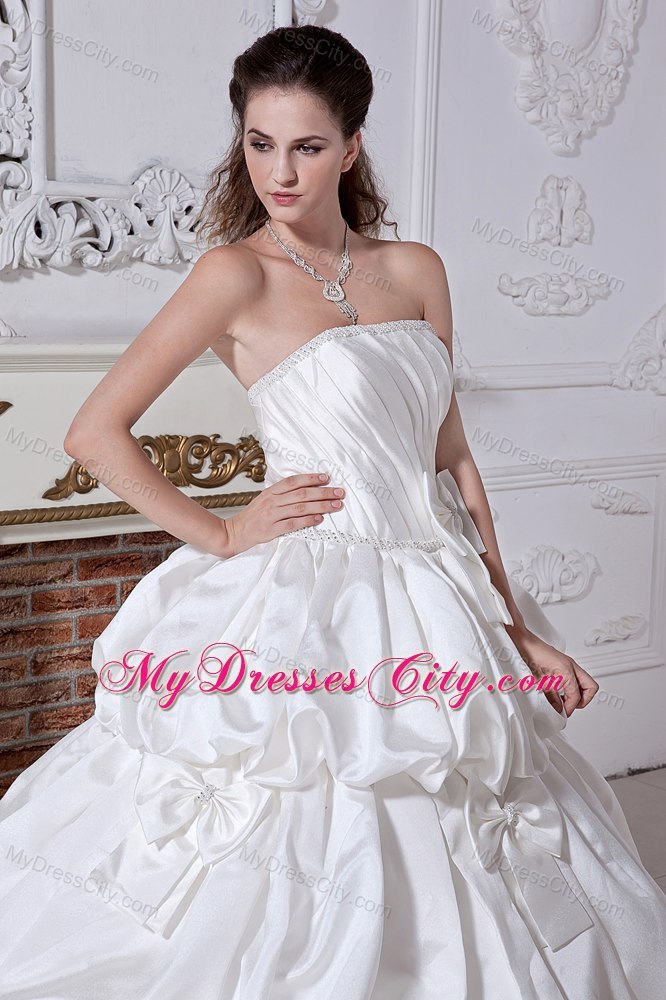 Strapless Floor-length Wedding Dress with Beading and Bows