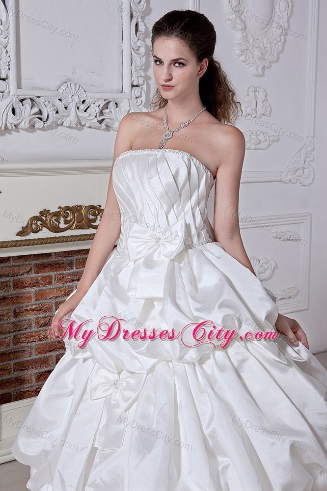 Strapless Floor-length Wedding Dress with Beading and Bows