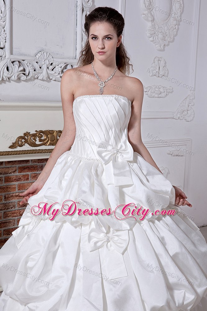 Strapless Floor-length Wedding Dress with Beading and Bows