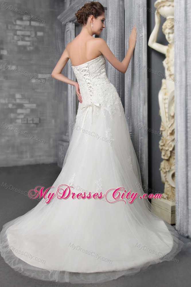 Appliques Strapless Court Train Tulle and Lace Bridal Dress