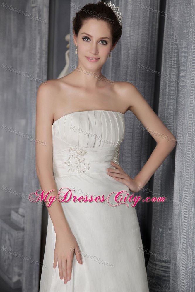 Appliques Empire Strapless Taffeta Wedding Dress with Brush Train