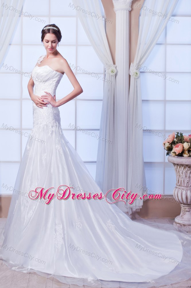 Exquisite Mermaid One Shoulder Organza Embroidery Bridal Gown