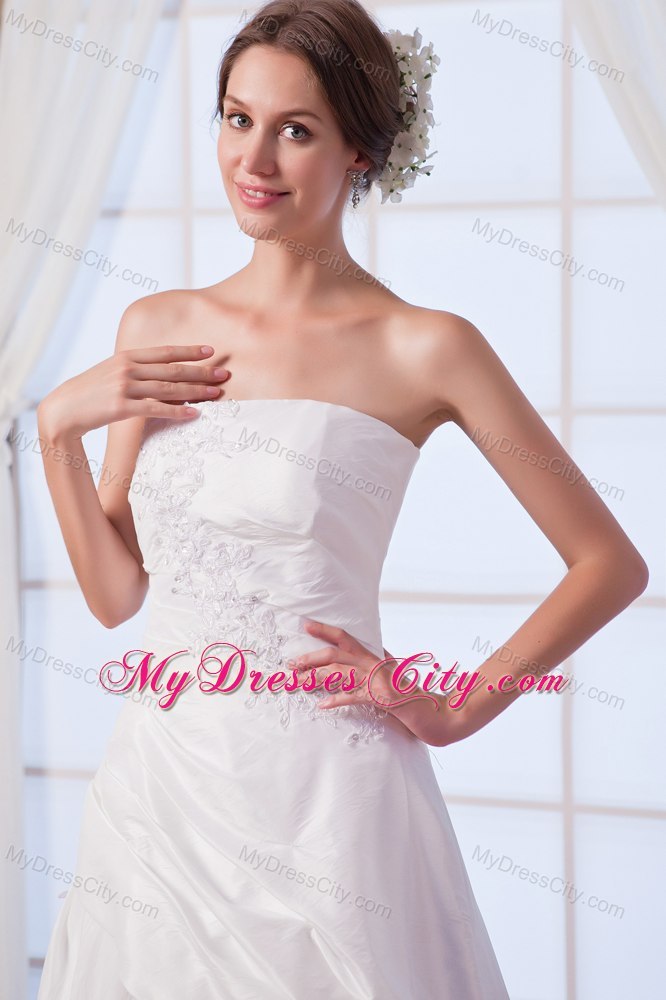 A-line Strapless Chiffon Appliques Wedding Dress with Court Train