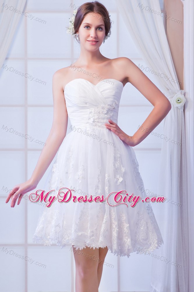 Sweetheart A-line Mini-length Organza Bridal Dress with Appliques