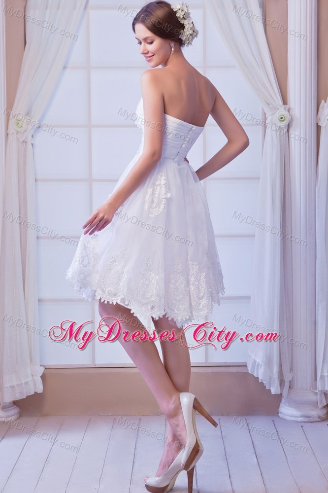 Sweetheart A-line Mini-length Organza Bridal Dress with Appliques