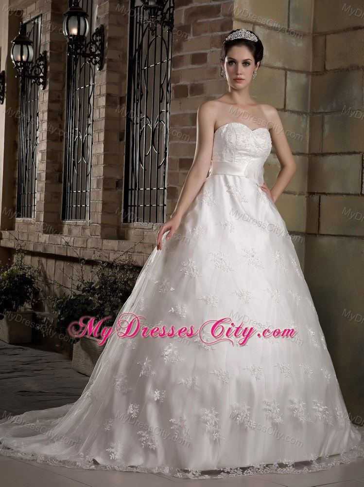 Taffeta and Lace Gorgeous Belt A-line Sweetheart Wedding Dress