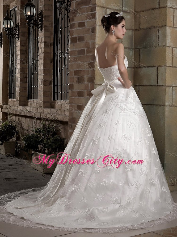 Taffeta and Lace Gorgeous Belt A-line Sweetheart Wedding Dress