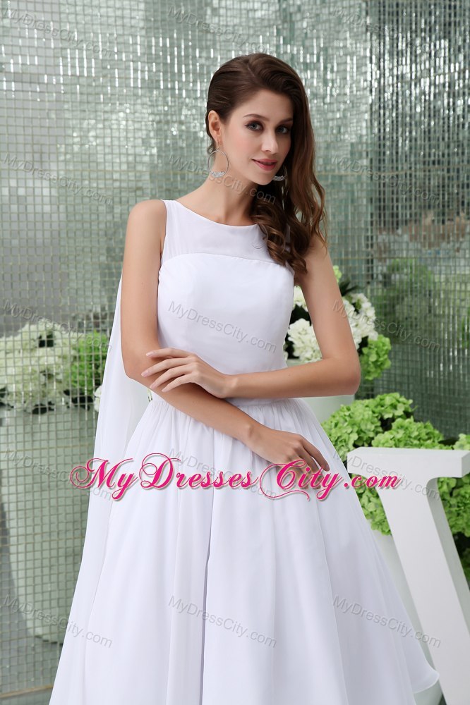 Scoop Neck Short Beach Wedding Dress with Watteau Train