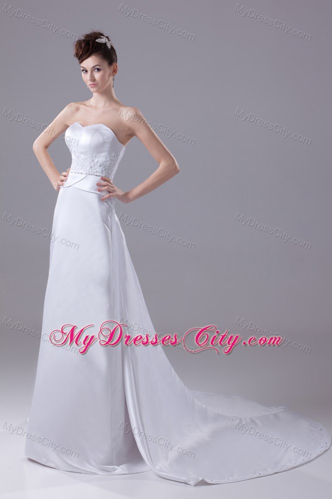 Best Appliques Sweetheart Wedding Dress with Watteau Train