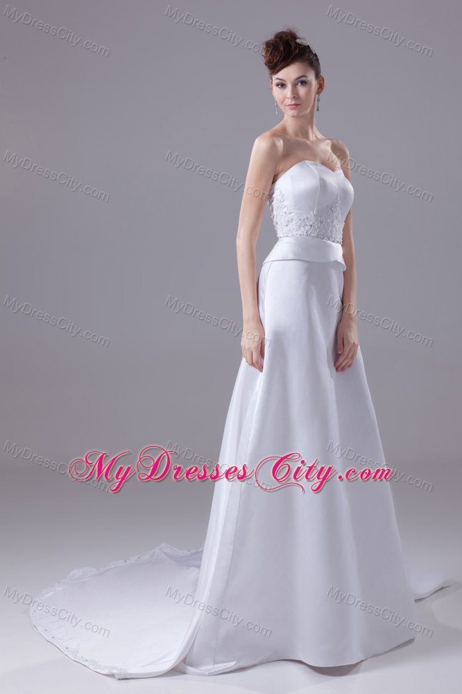 Best Appliques Sweetheart Wedding Dress with Watteau Train